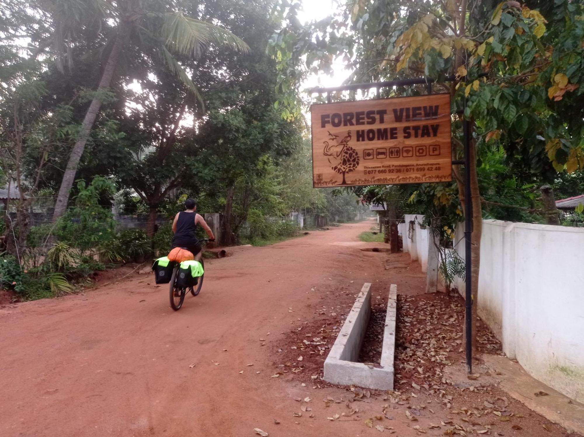 Forest View Home Stay Anurâdhapura Extérieur photo